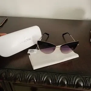 Swarovski | Accessories | Nwt Swarovski Sunglasses Sk 22 32g  display picture 1